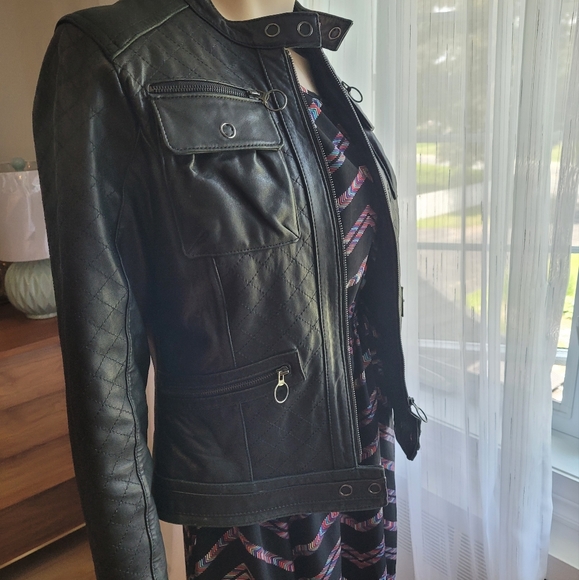 Leather jacket - Picture 1 of 12